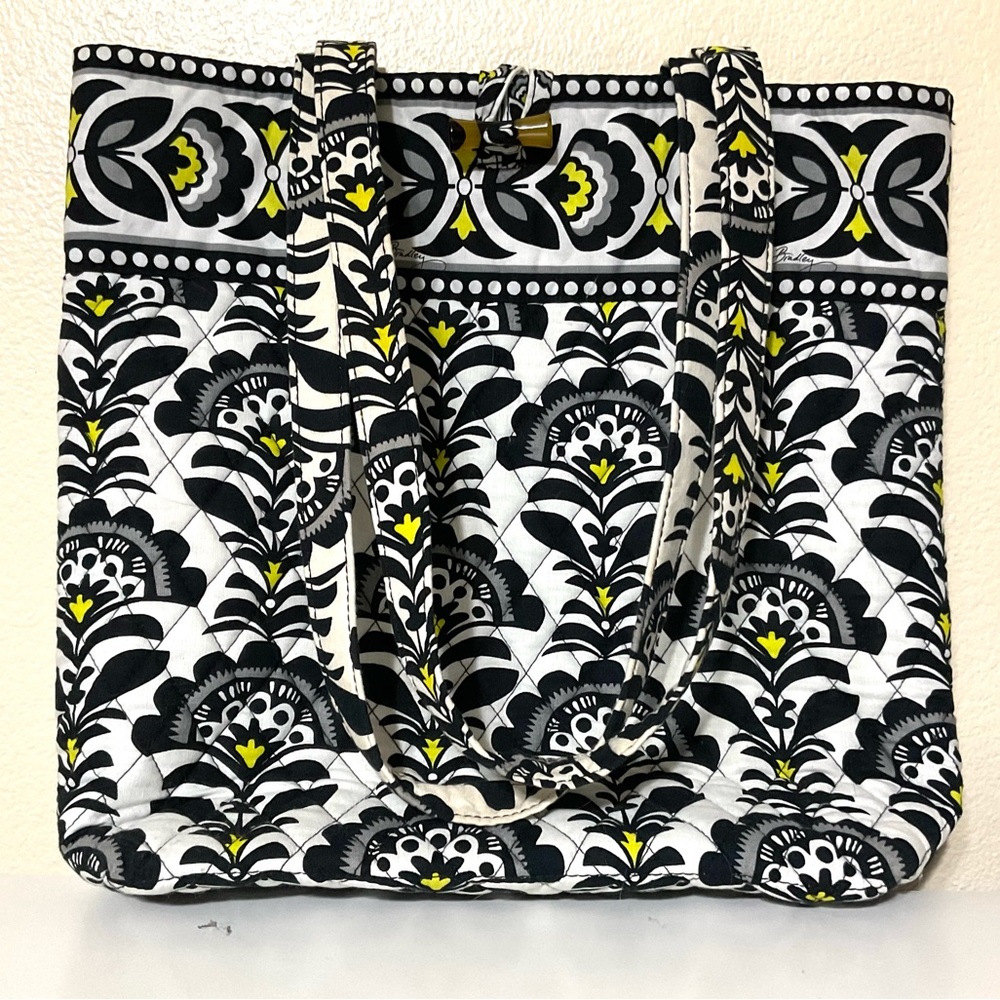 Vera Bradley Fanfare Tote Black White Toggle Closure